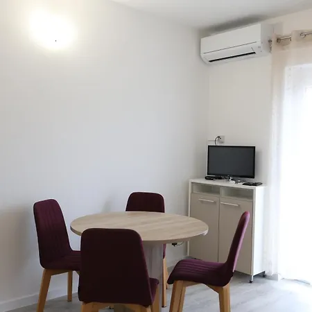 Velnic 2 Baška